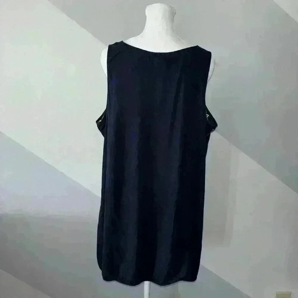 Gap Sleeveless Blouse Floral Red and Navy Size XXL - Picture 3 of 9